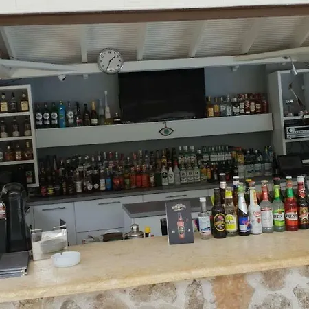 Zafira מלון דירות